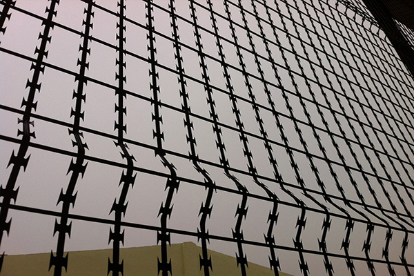 Welded Razor Wire Fence, Welded Razor Wire Fence Products, Welded Razor ...